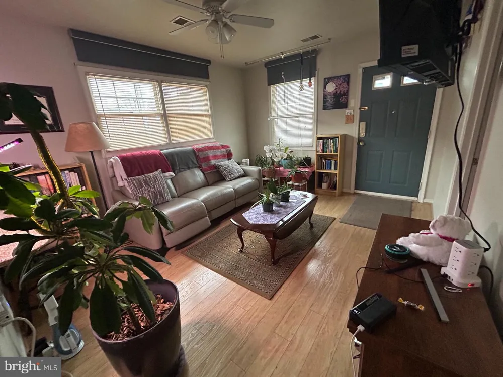 303 4TH AVENUE Quantico, VA 22134