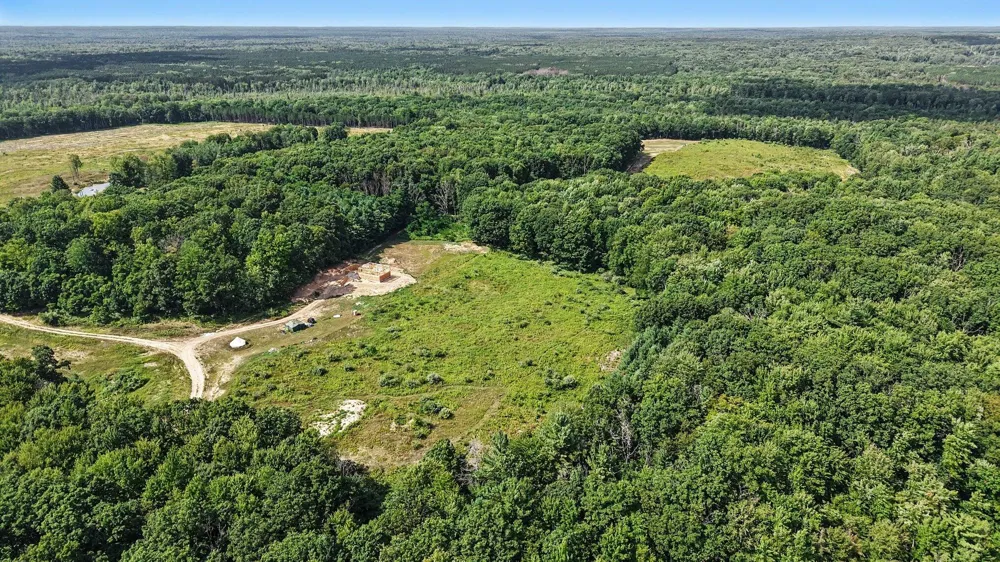 1 E Bear Paw Drive White Cloud, MI 49349