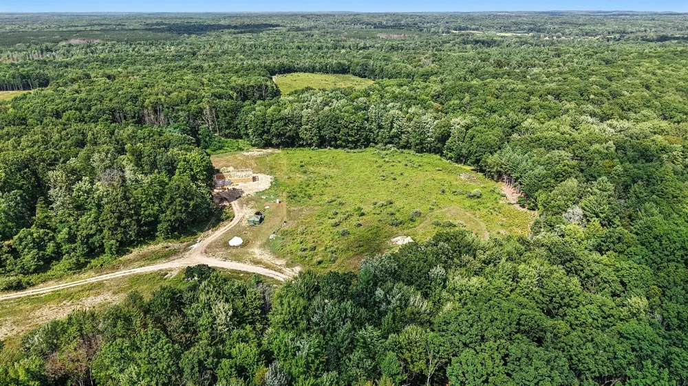 1 E Bear Paw Drive White Cloud, MI 49349