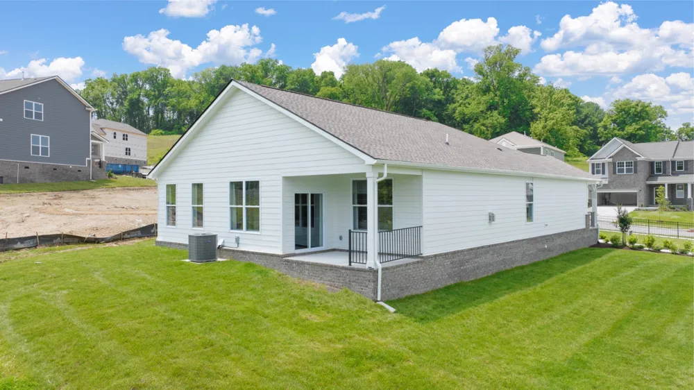 1033 CURTIS SPRINGS LN Lewisburg, TN 37091