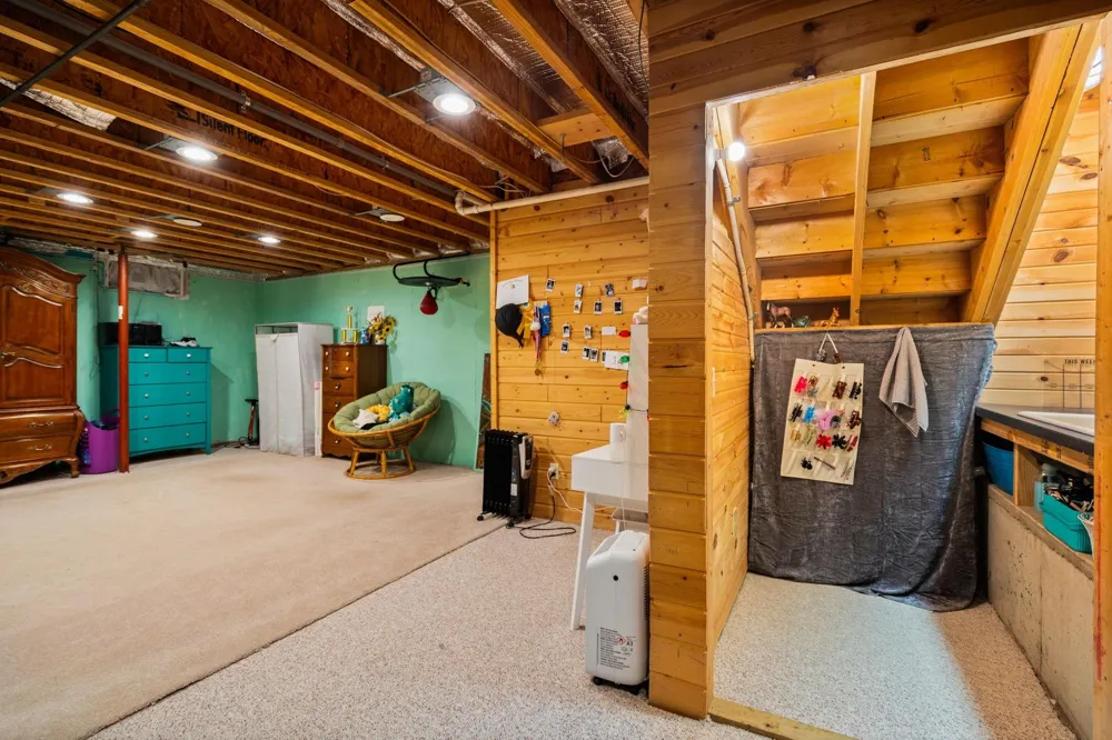 8382 SW Hudson Road Springfield Township, MI 49633