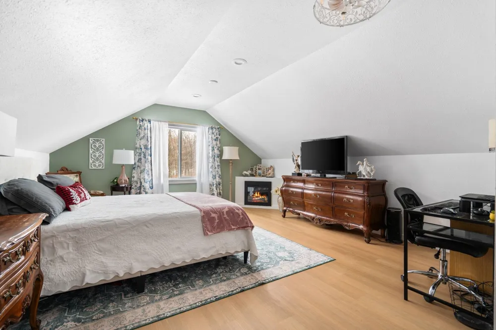 8382 SW Hudson Road Springfield Township, MI 49633