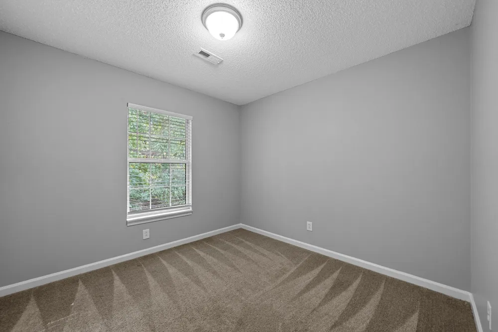 1251 Parkway Pl #F Clarksville, TN 37042