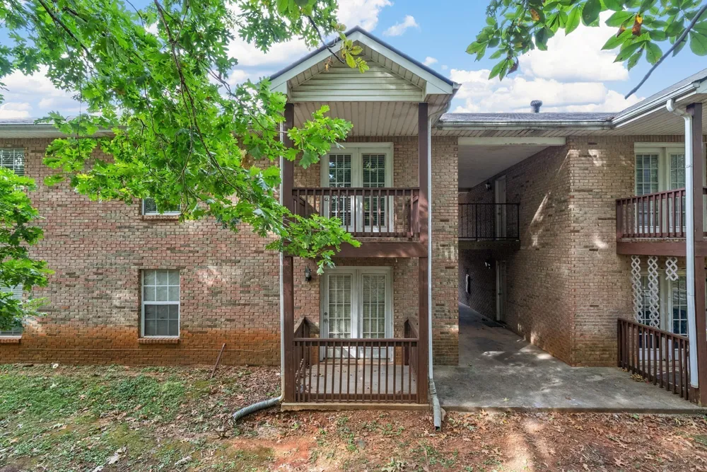 1251 Parkway Pl #F Clarksville, TN 37042
