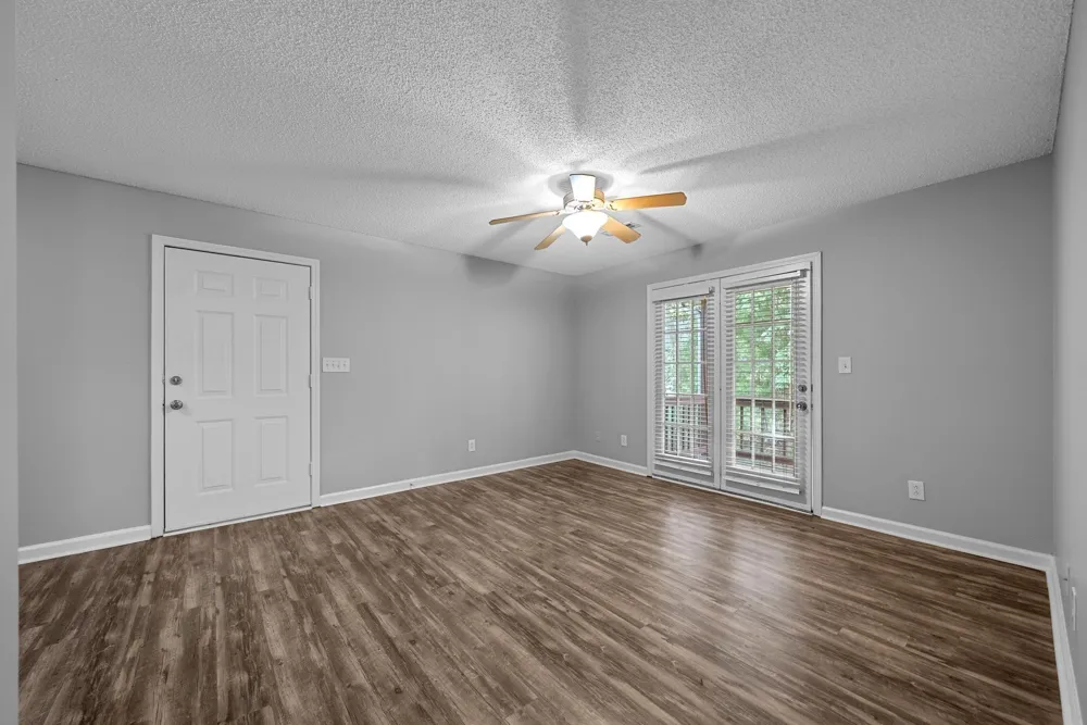 1251 Parkway Pl #F Clarksville, TN 37042