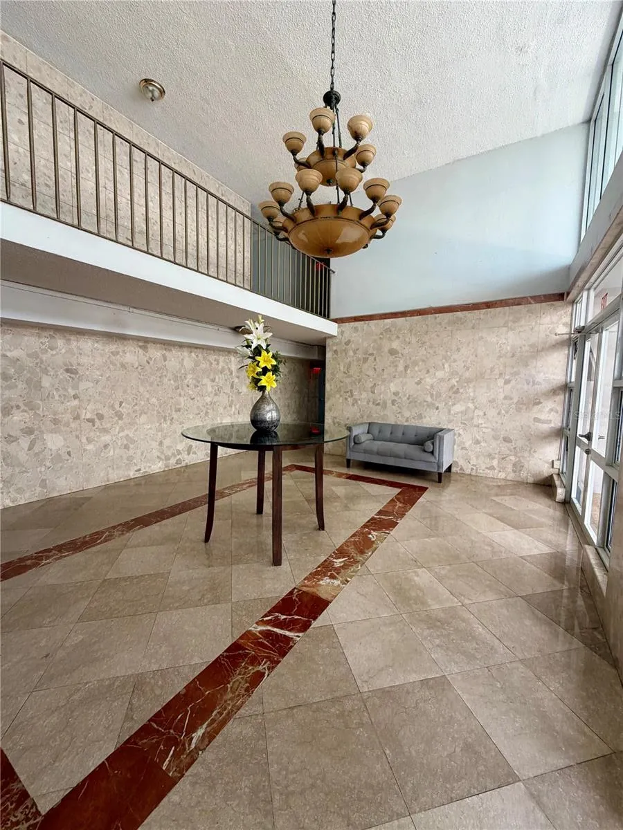 6471 AVE. ISLA VERDE #811 Carolina, PR 00979