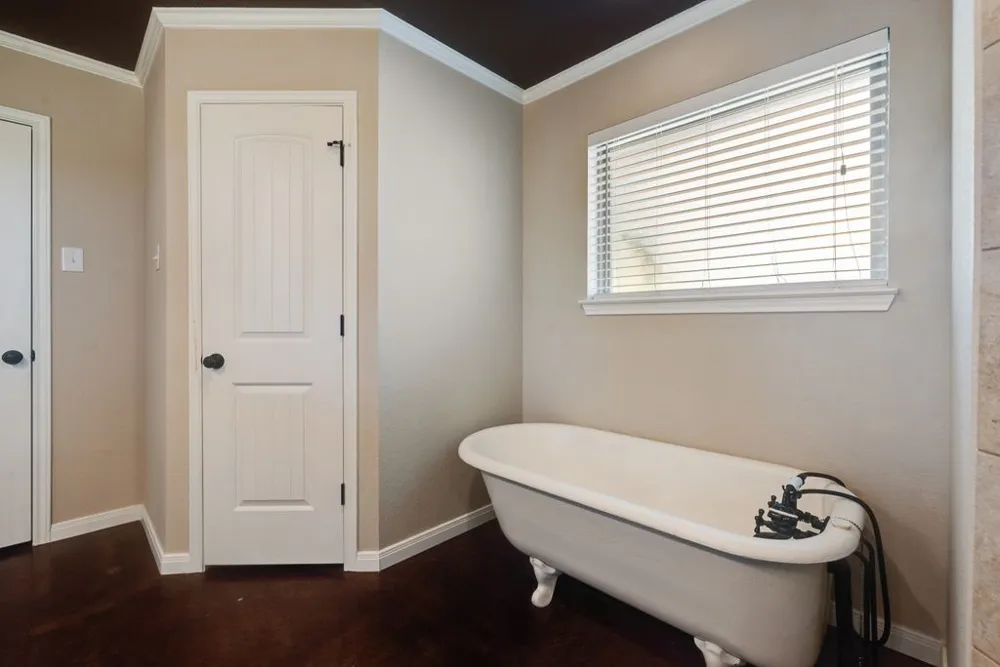 7951 FM 339 Mount Calm, TX 76673