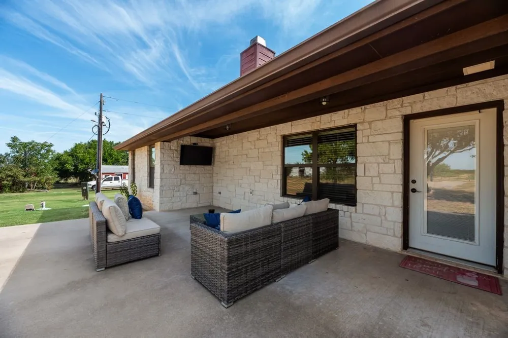 7951 FM 339 Mount Calm, TX 76673