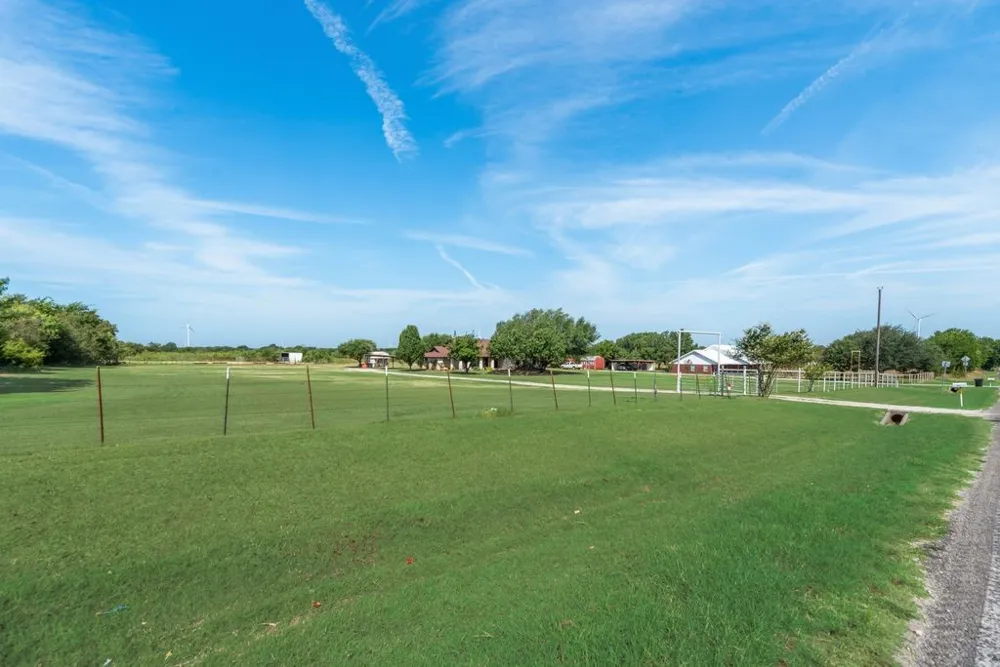 7951 FM 339 Mount Calm, TX 76673