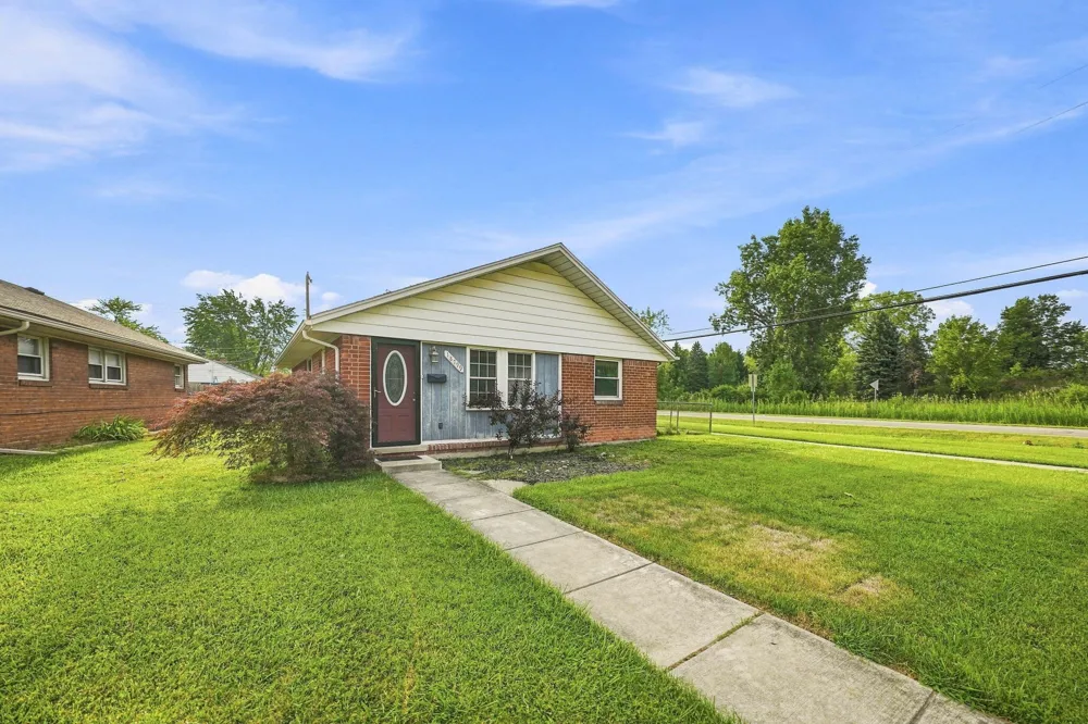 18799 Koester Street Riverview, MI 48193