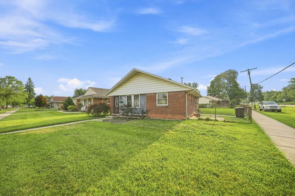18799 Koester Street Riverview, MI 48193