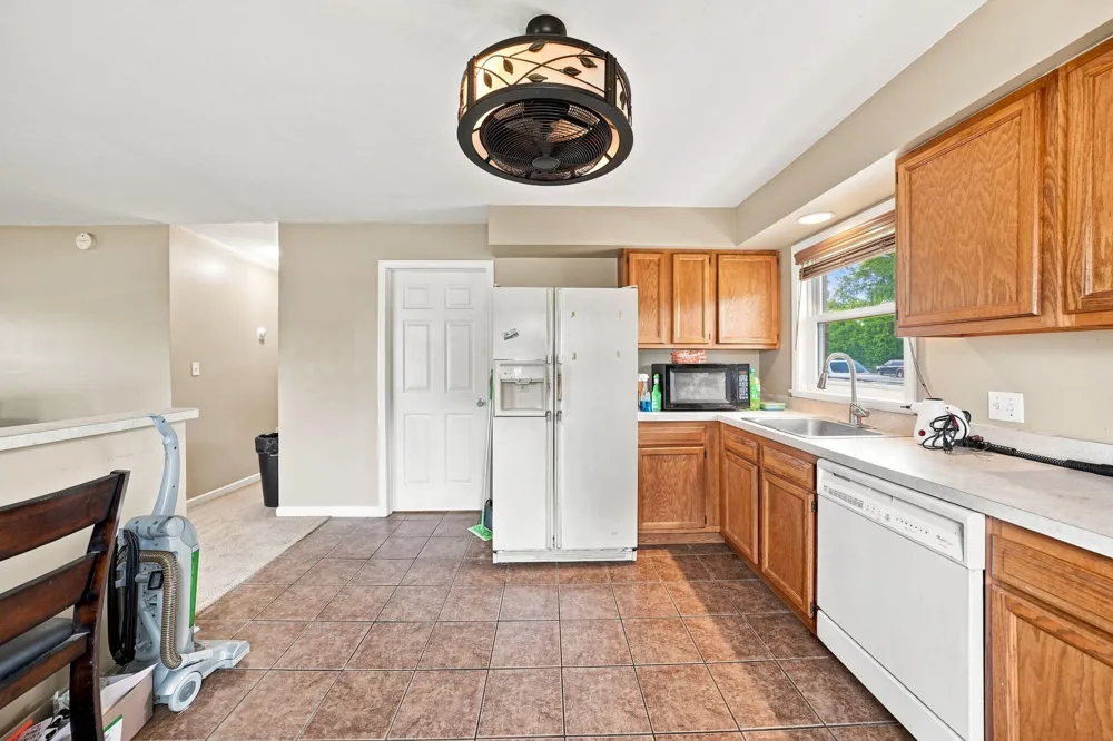 18799 Koester Street Riverview, MI 48193