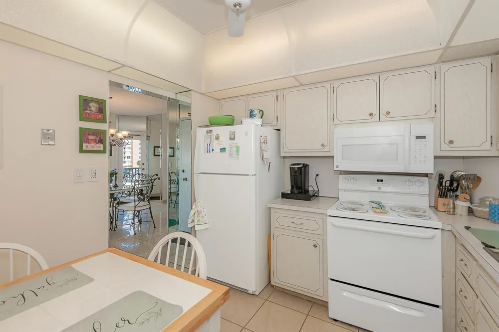1980 S OCEAN DRIVE #3P Hallandale Beach, FL 33009