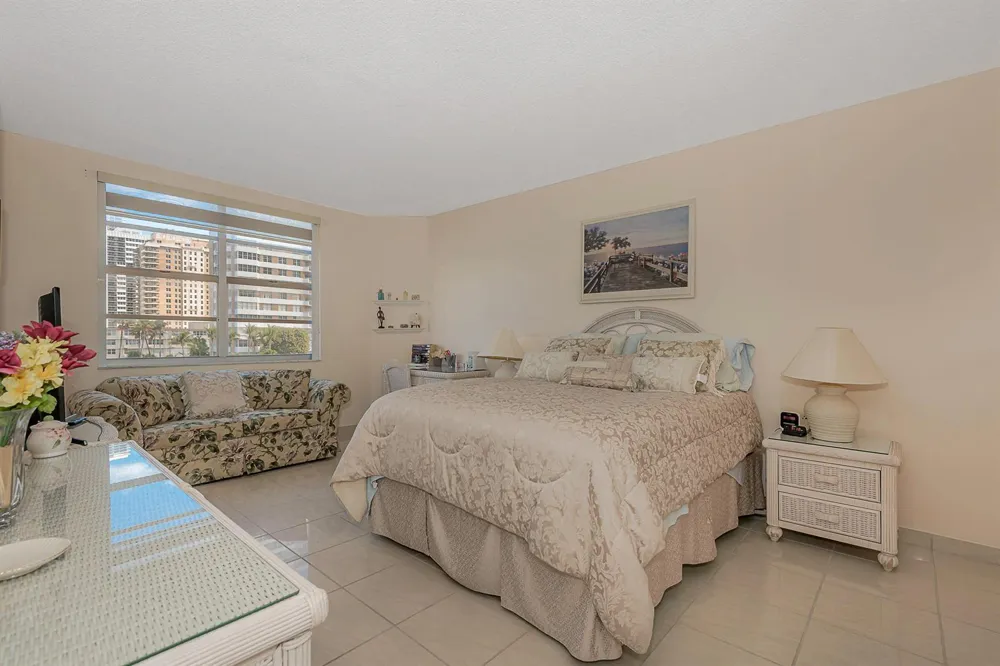1980 S OCEAN DRIVE #3P Hallandale Beach, FL 33009