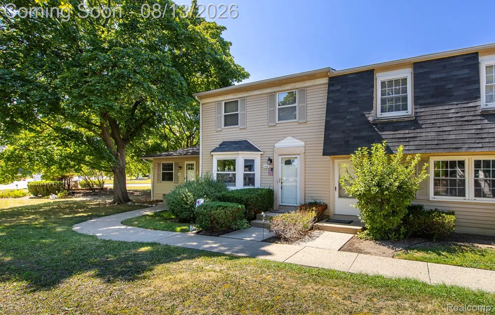104 Lake Village Drive Walled Lake City, MI 48390