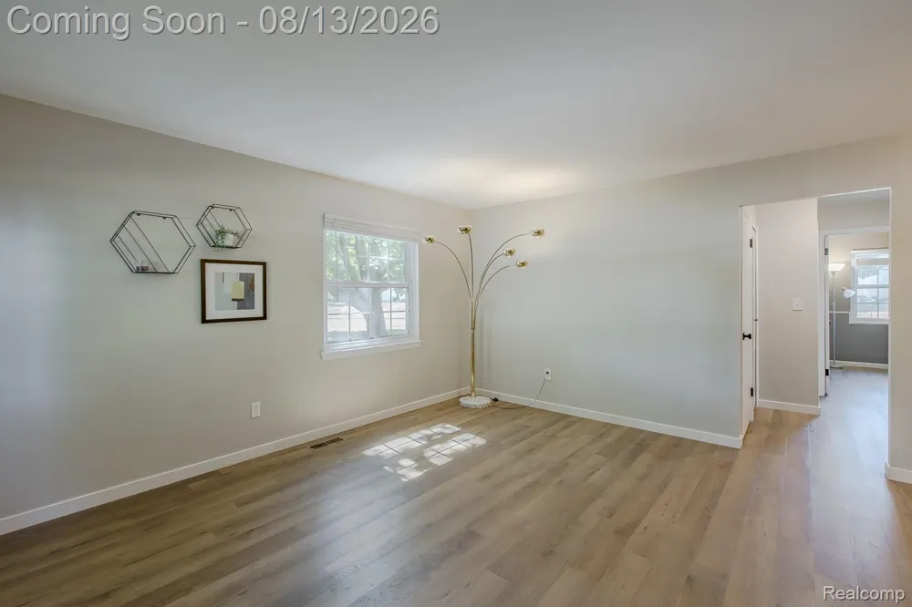104 Lake Village Drive Walled Lake City, MI 48390