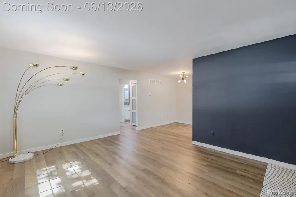 104 Lake Village Drive Walled Lake City, MI 48390