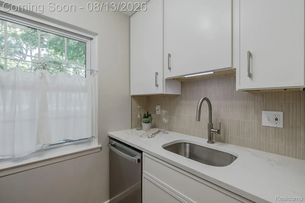 104 Lake Village Drive Walled Lake City, MI 48390