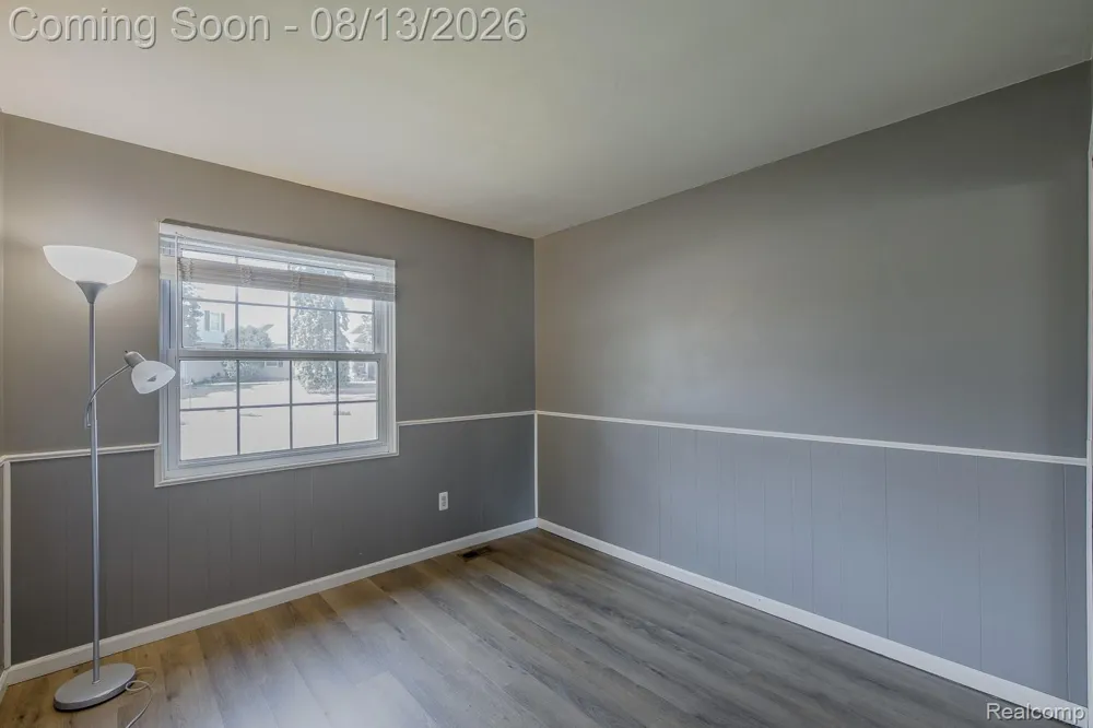 104 Lake Village Drive Walled Lake City, MI 48390