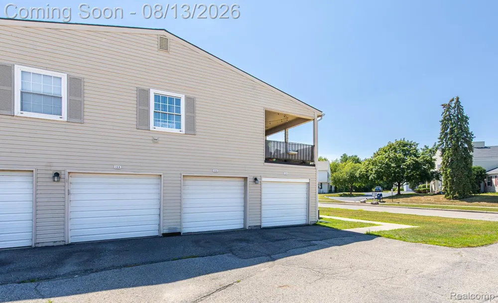 104 Lake Village Drive Walled Lake City, MI 48390