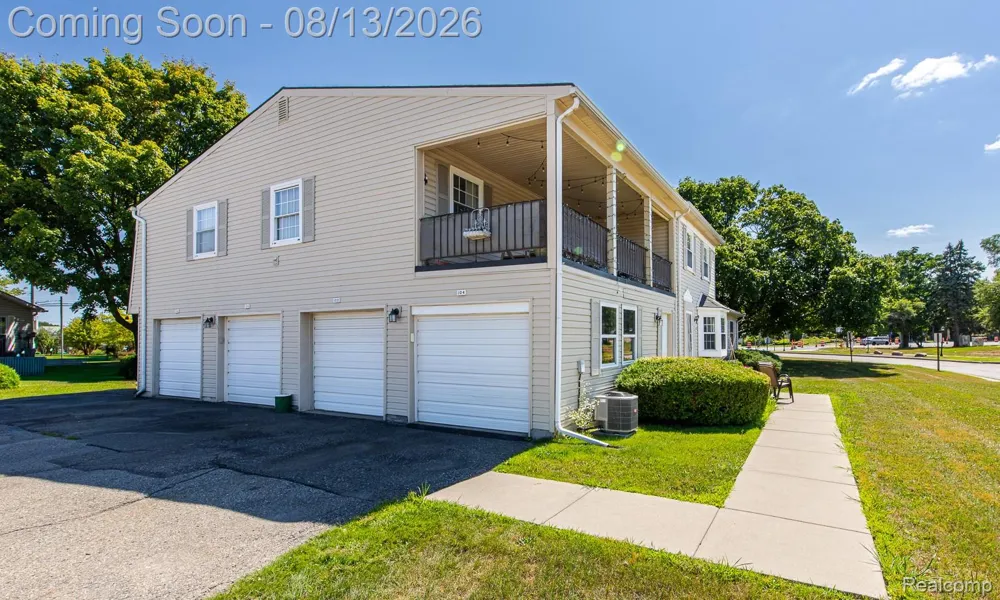 104 Lake Village Drive Walled Lake City, MI 48390