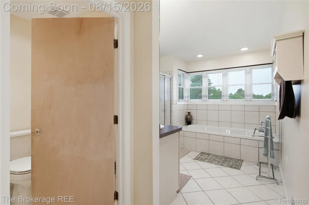 248 Norlynn Drive Oceola Township, MI 48843
