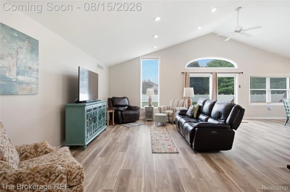 248 Norlynn Drive Oceola Township, MI 48843