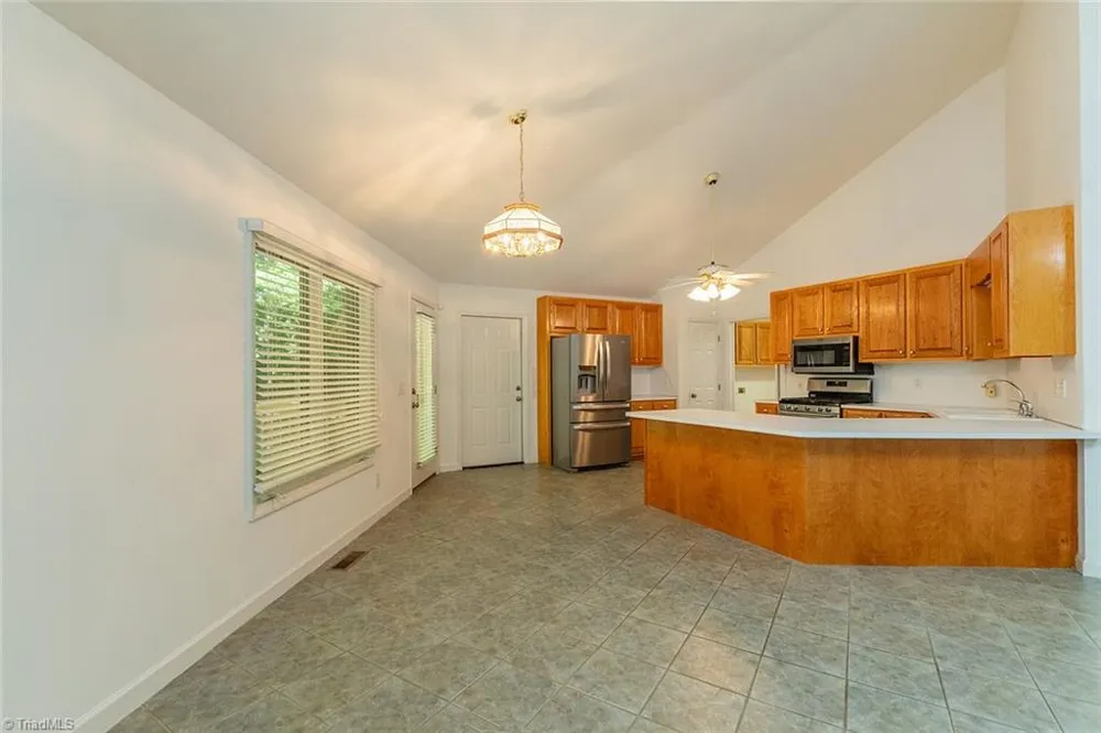 631 Mill Stream Lane Lexington, NC 27292