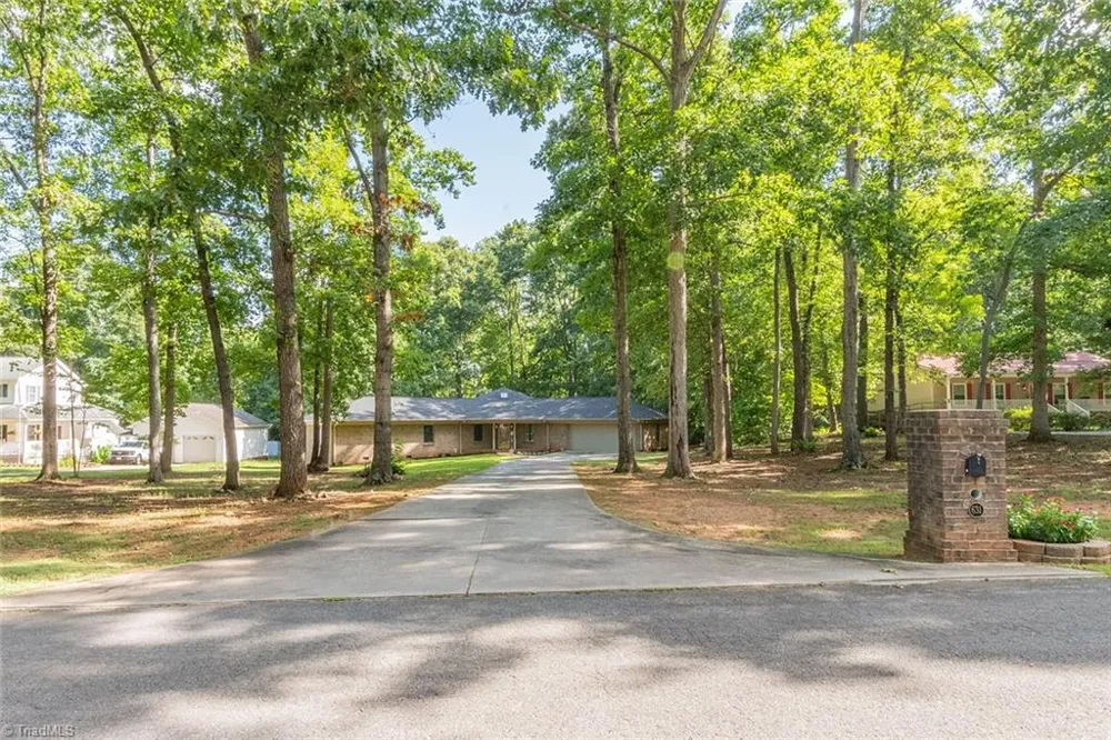 631 Mill Stream Lane Lexington, NC 27292