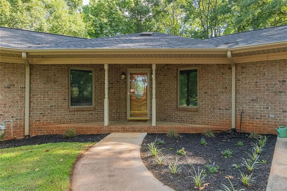 631 Mill Stream Lane Lexington, NC 27292