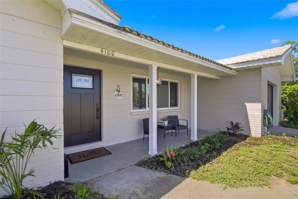 4100 18TH AVENUE St Petersburg, FL 33713