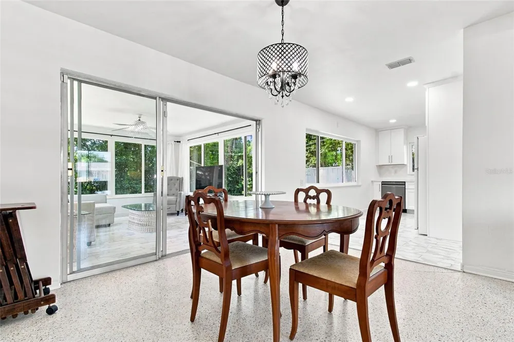 4100 18TH AVENUE St Petersburg, FL 33713