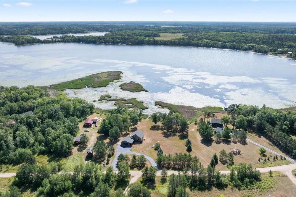 21264 Fair Oaks Drive Nevis, MN 56467