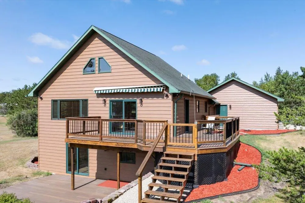 21264 Fair Oaks Drive Nevis, MN 56467