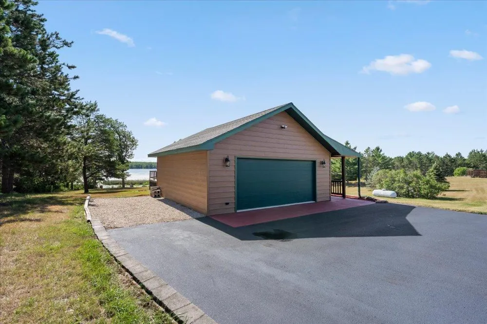 21264 Fair Oaks Drive Nevis, MN 56467