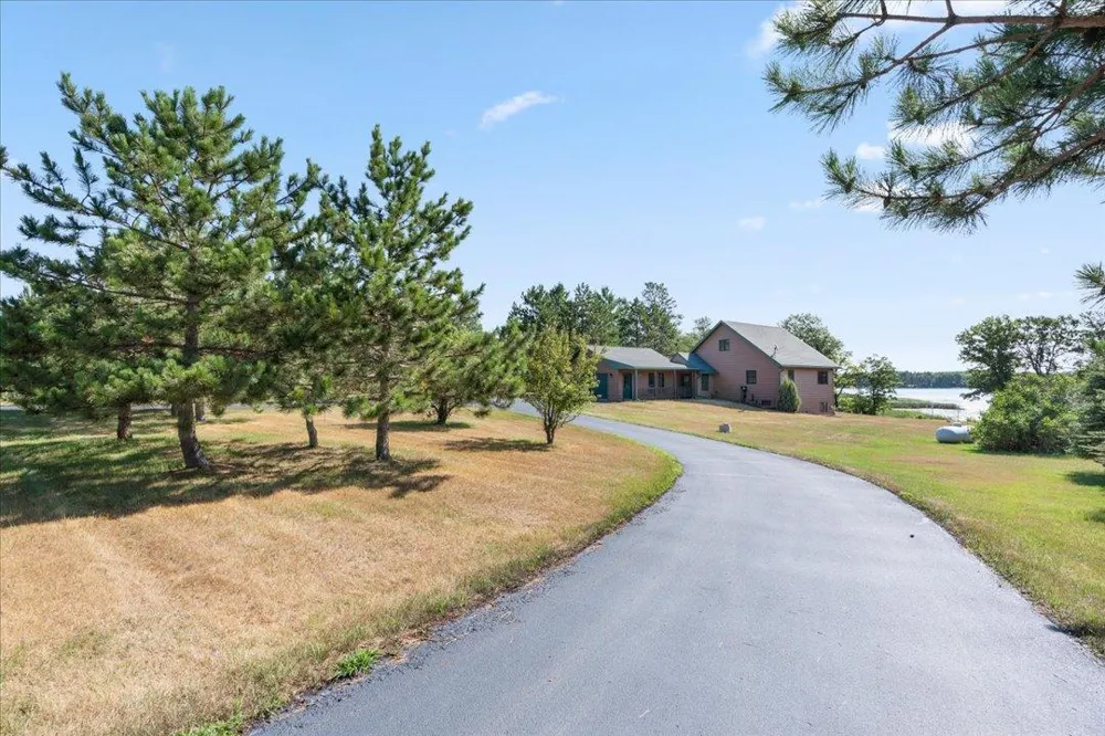 21264 Fair Oaks Drive Nevis, MN 56467