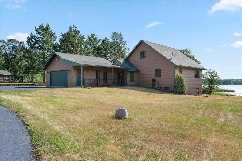 21264 Fair Oaks Drive Nevis, MN 56467