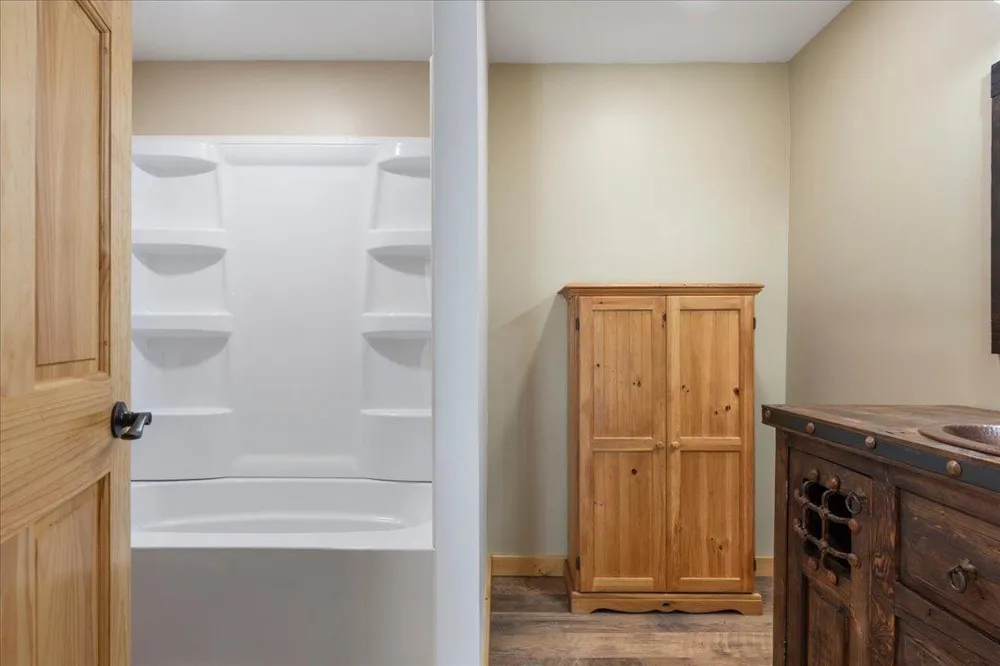 21264 Fair Oaks Drive Nevis, MN 56467