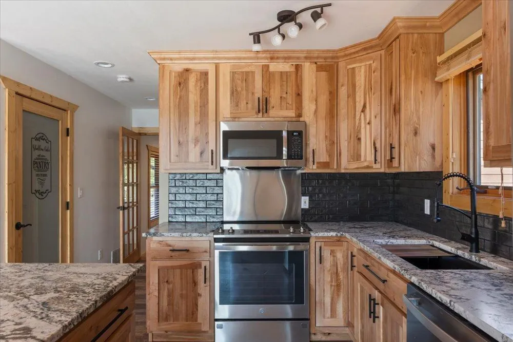 21264 Fair Oaks Drive Nevis, MN 56467