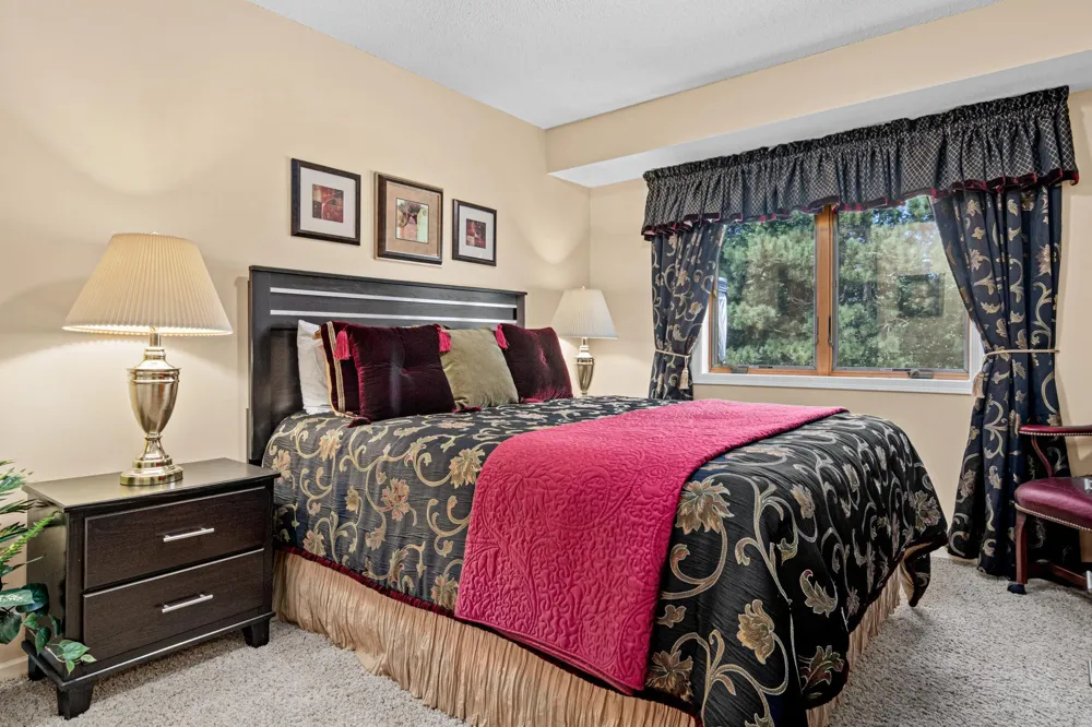 305 Wildwood Circle Roberts, WI 54023