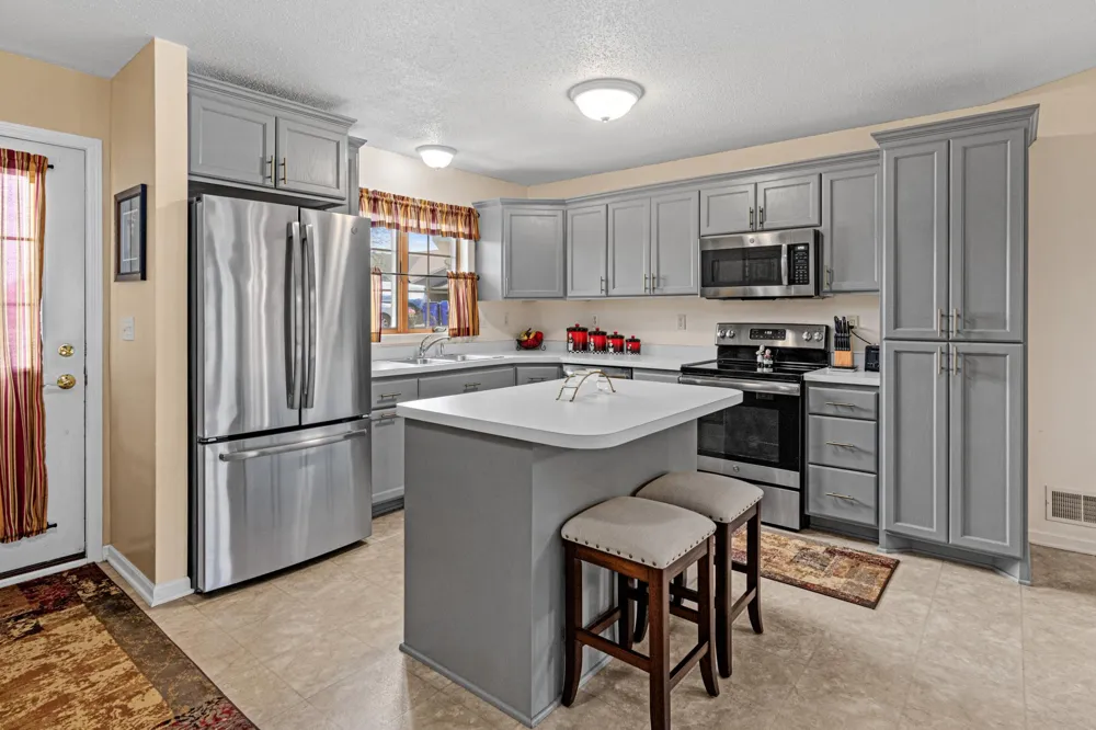 305 Wildwood Circle Roberts, WI 54023