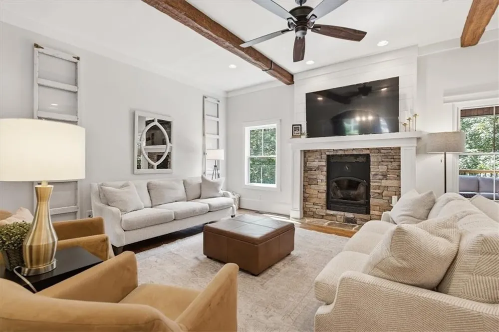 992 Oak Grove Road Carrollton, GA 30117