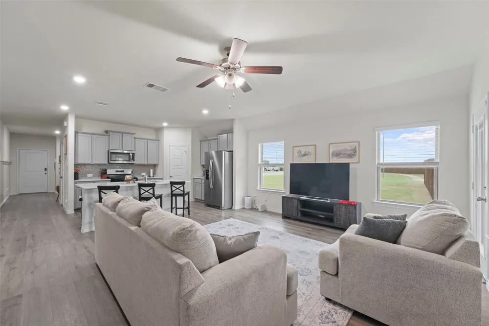 3720 Tracewood Bend Aubrey, TX 76227