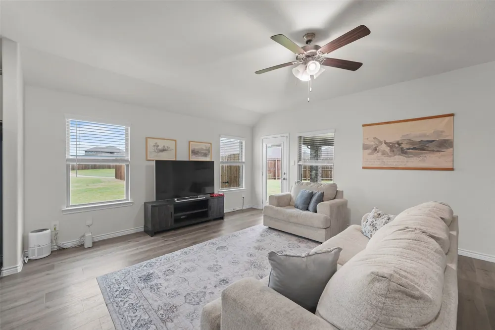 3720 Tracewood Bend Aubrey, TX 76227