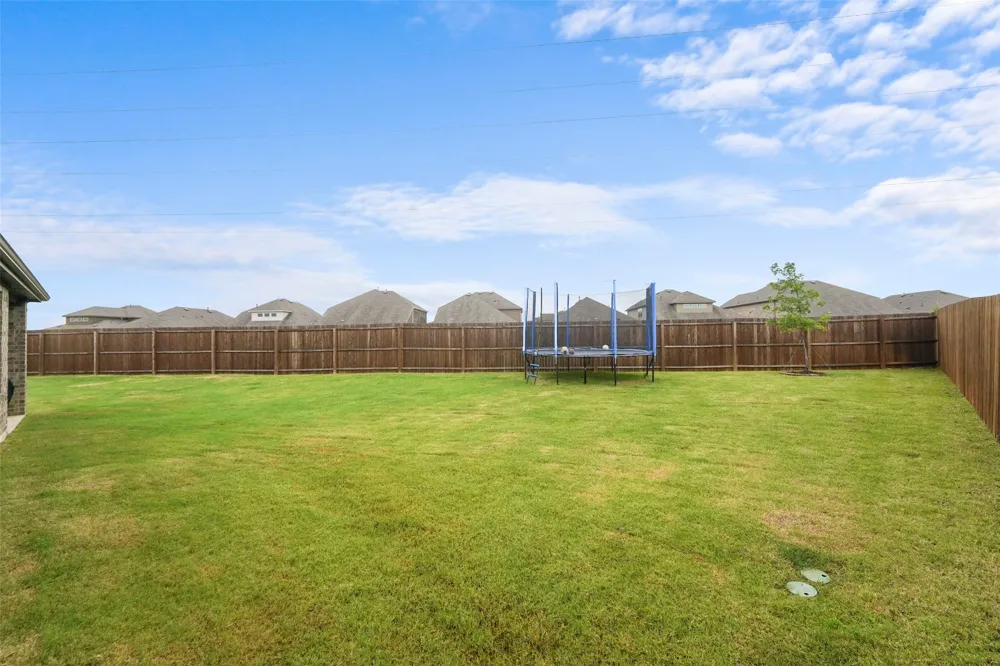 3720 Tracewood Bend Aubrey, TX 76227