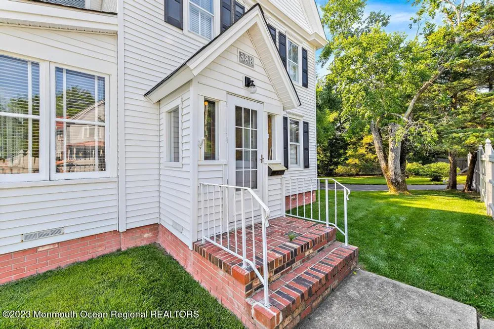 388 S Green Street Tuckerton, NJ 08087