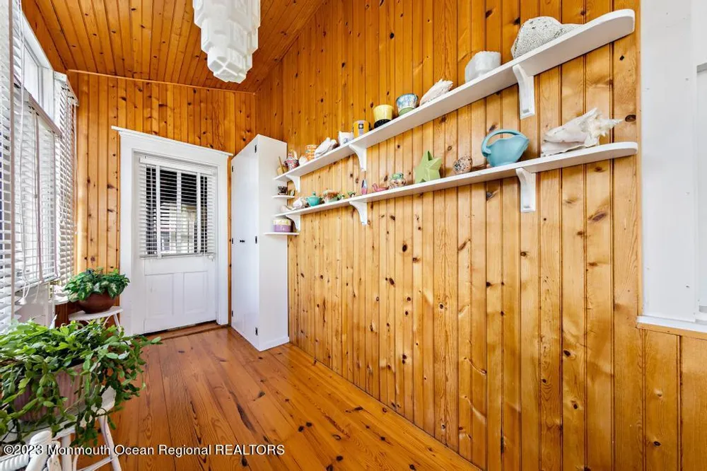 388 S Green Street Tuckerton, NJ 08087