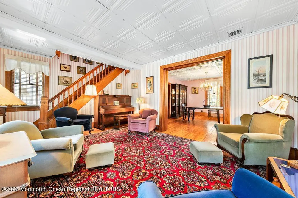 388 S Green Street Tuckerton, NJ 08087