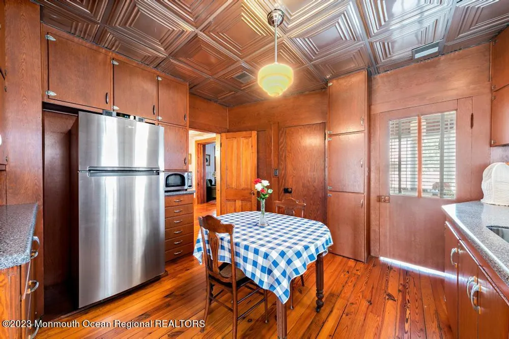 388 S Green Street Tuckerton, NJ 08087
