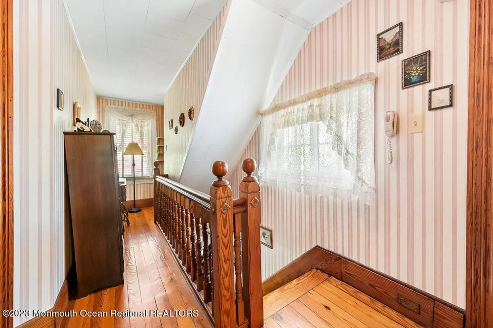 388 S Green Street Tuckerton, NJ 08087